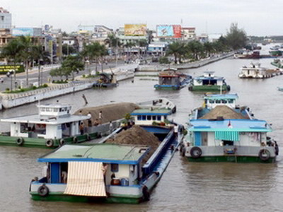 Khắc phục những hạn chế của Luật Giao thông đường thủy nội địa